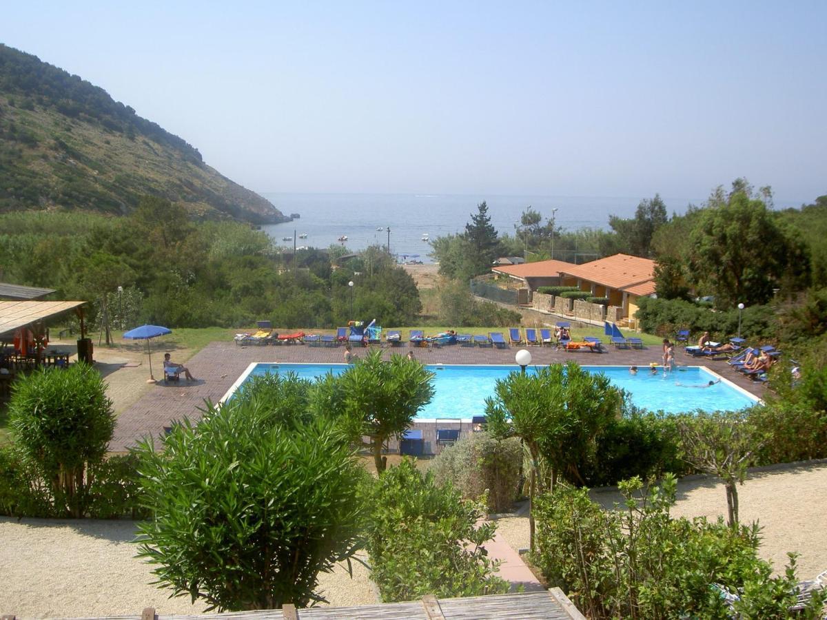 Elbamare Residence Con Piscina Nisporto Luaran gambar