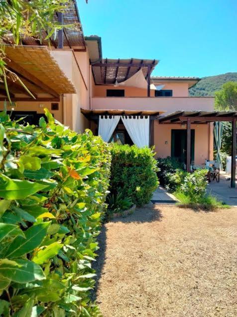 Elbamare Residence Con Piscina Nisporto Luaran gambar